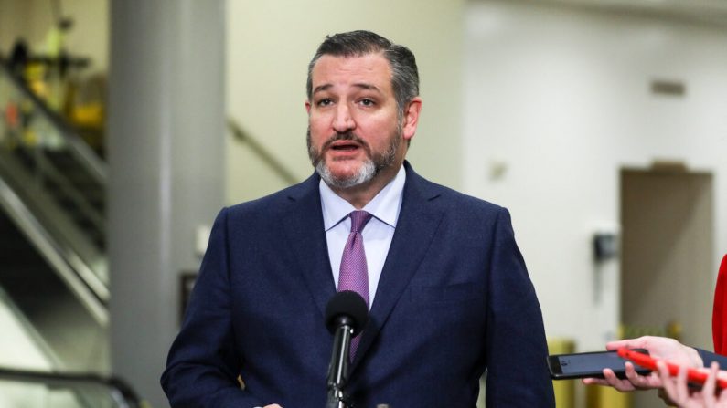 Le sénateur Ted Cruz (Parti républicain, Texas) s'adresse aux médias au Capitole à Washington le 28 janvier 2020. (Charlotte Cuthbertson/The Epoch Times)