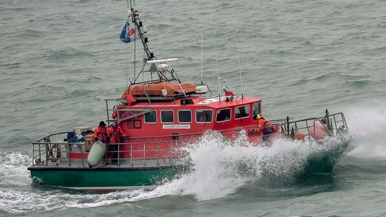 Un bateau de la Société nationale de sauvetage en mer (SNSM) (Photo de PHILIPPE HUGUEN/AFP via Getty Images)