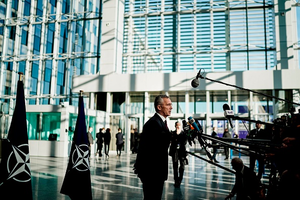 -Le secrétaire général de l'OTAN, Jens Stoltenberg, arrive pour un sommet des ministres des Affaires étrangères de l'OTAN au siège de l'OTAN à Bruxelles le 20 novembre 2019. Photo par Kenzo Tribouillard / AFP via Getty Images.