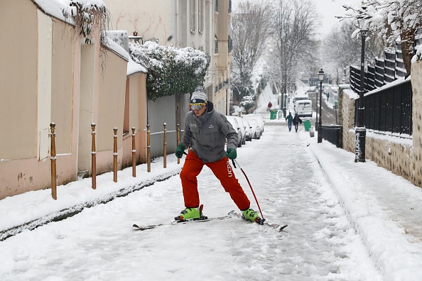 Illustration (PATRICK KOVARIK/AFP via Getty Images)