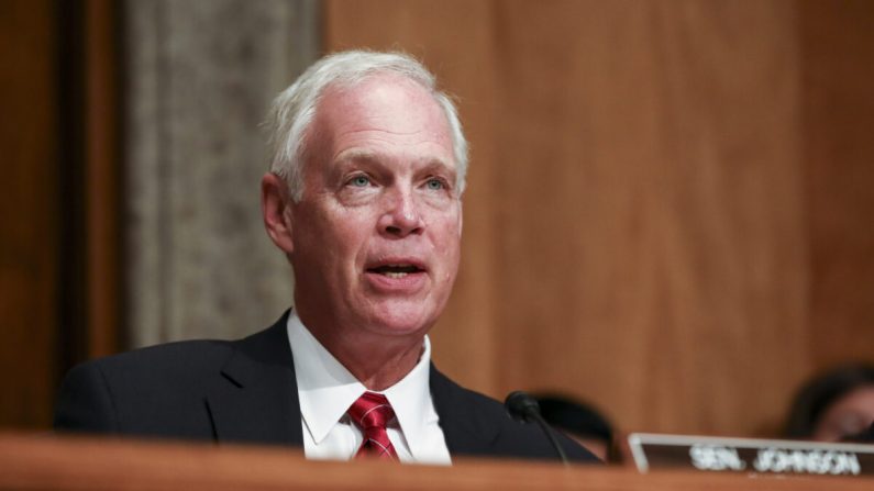 Le sénateur Ron Johnson (Parti républicain, Wisconsin) lors d'une réunion de la commission sénatoriale sur la sécurité intérieure à Washington le 30 juillet 2019. (Charlotte Cuthbertson/The Epoch Times)