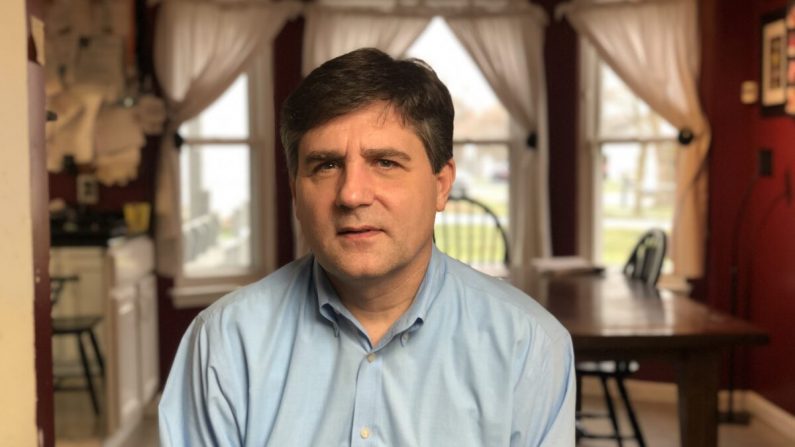 Patrick Colbeck, ancien sénateur de l'État, ingénieur aérospatial et candidat aux élections, est interviewé à Detriot, dans le Michigan, le 27 novembre 2020. (Bowen Xiao/The Epoch Times)