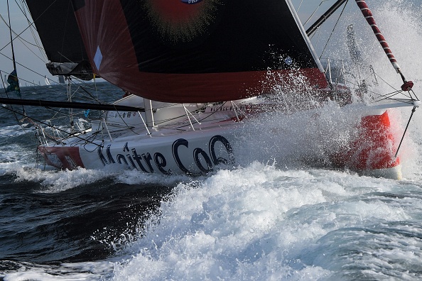 -Le skipper français Yannick Bestaven à bord de son monocoque de classe Imoca Maitre Coq, vient de passer le Cap Horn. Photo Loïc Venance / AFP via Getty Images.