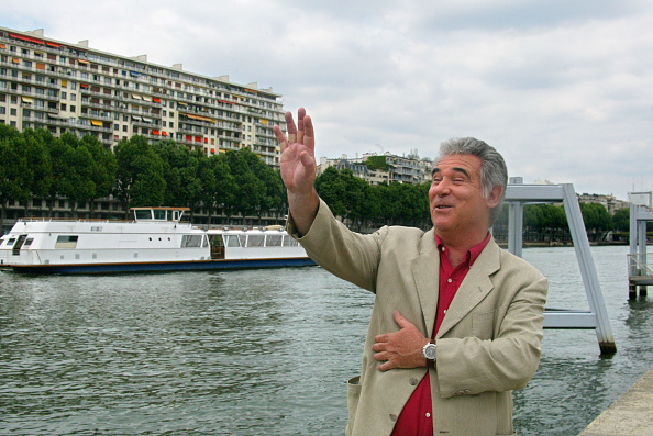 Georges Pernoud, présentateur de "Thalassa" sur France3, est décédé à l'âge de 73 ans. (Photo : PIERRE VERDY/AFP via Getty Images)