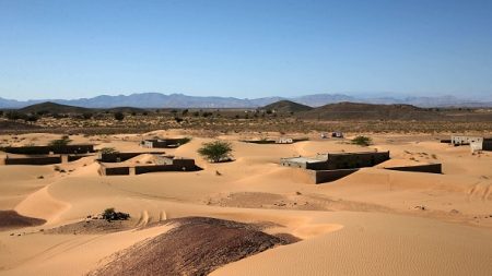 Des Omanais redécouvrent un village englouti par le désert