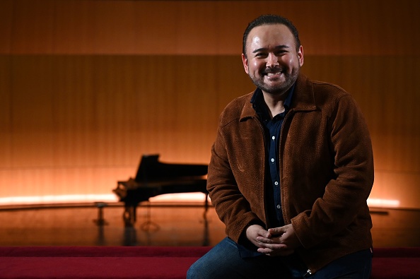 -Le ténor mexicain Javier Camarena au Théâtre Real de Madrid, le 13 janvier 2021. Photo par Gabriel Bouys / AFP via Getty Images.