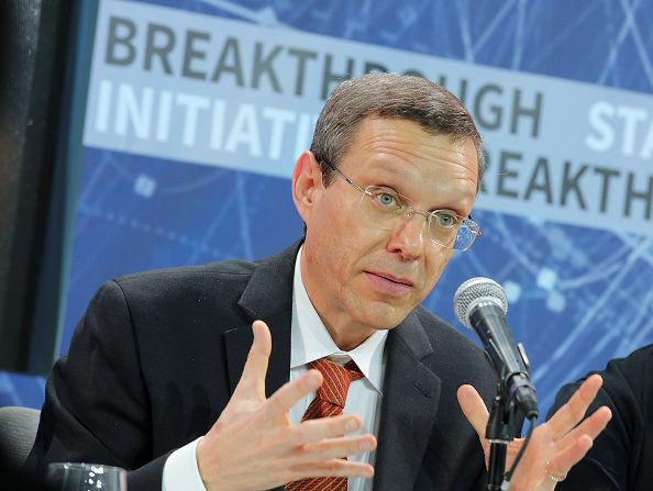 Le physicien théorique Avi Loeb. (Photo :  Jemal Countess/Getty Images)