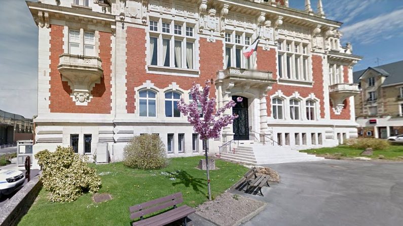 Mairie de Rethel - Google maps