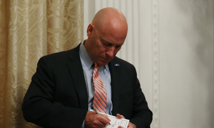 Marc Short, chef de cabinet du vice-président Mike Pence, dans la salle Est de la Maison-Blanche à Washington, le 7 juillet 2020. (Chip Somodevilla/Getty Images)