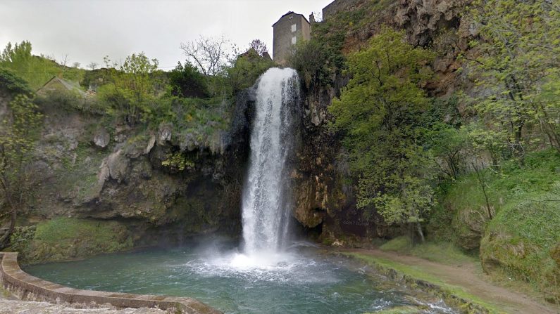 Cascade de Salles-la-Source avant la tempête Justine - Google maps