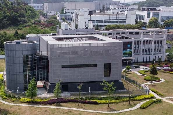 -Le laboratoire P4 de l'Institut de virologie de Wuhan dans la province centrale du Hubei en Chine le 17 avril 2020. Photo Hector Retamal / AFP via Getty Images.