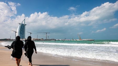 A Dubaï, la difficile quête de l’amour dans une ville de passage