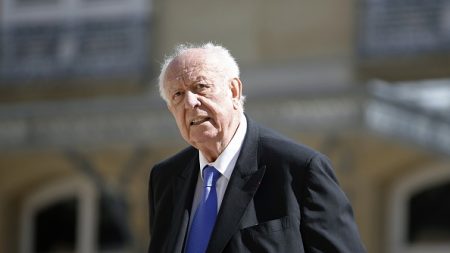 Soupçons de détournement de fonds : perquisition au domicile de Jean-Claude Gaudin, ex-maire de Marseille