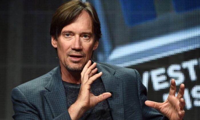 Kevin Sorbo s'exprime lors du panel Discovery Communications TCA, à l'hôtel Beverly Hilton de Beverly Hills, en Californie, États-Unis, le 9 juillet 2014. (Amanda Edwards/Getty Images pour Discovery Communications)
