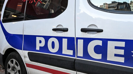 Nanterre : cinq hommes menacent de violer une jeune fille, son père leur tire dessus au 9 mm