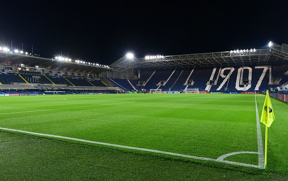 Octobre 2020.Tribune vide du stade Atleti Azzurri d'Italia avant le match du groupe D de l'UEFA Champions League, entre l'Atalanta et l'Ajax à Bergame, dans le nord de l'Italie.  (Photo : MIGUEL MEDINA/AFP via Getty Images)