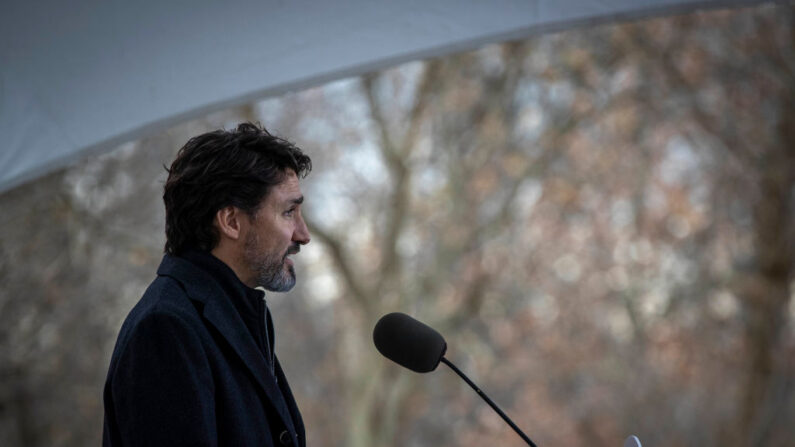 Le Premier ministre canadien Justin Trudeau s'exprime lors d'un point de presse sur la pandémie Covid-19 au Rideau Cottage d'Ottawa, Canada, le 20 novembre 2020. (Lars Hagberg/AFP via Getty Images)