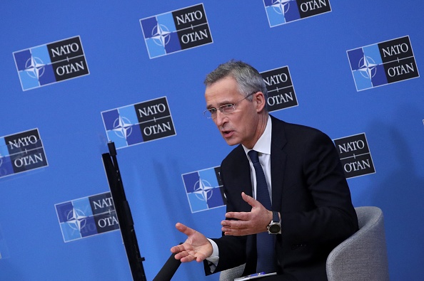 -Le secrétaire général de l'OTAN, Jens Stoltenberg, s'exprime lors d'un débat avec le secrétaire d'État américain, au siège de l'Alliance à Bruxelles, en Belgique, le 23 mars 2021. Photo Yves Herman / POOL / AFP via Getty Images.