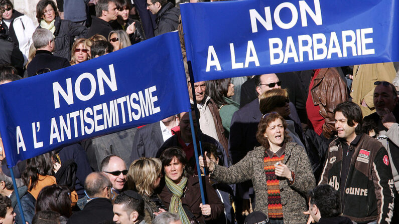 (VALERY HACHE/AFP via Getty Images)