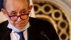 Le Drian espère un gouvernement taliban « inclusif » et se fait traiter de « naïf »