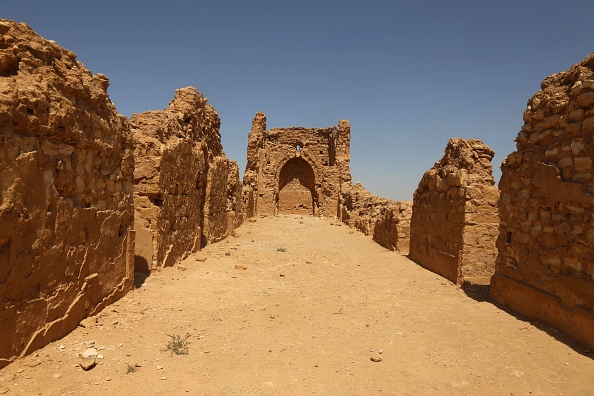 -L’une des plus anciennes églises chrétiennes orientales, tout ce qui reste d'Al-Aqiser, en Irak, le 25 avril 2021. Photo par Mohammed SAWAF/AFP via Getty Images. 