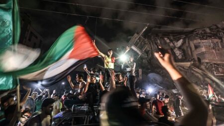 Proche-Orient : Israël et le Hamas approuvent un accord de cessez-le-feu à Gaza