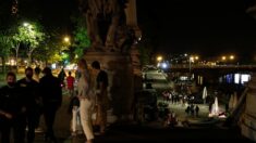 Paris : nouvelle grande fête de jeunes aux Invalides, trois personnes interpellées