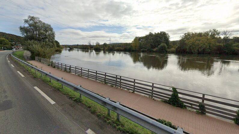 Vue sur le Doubs à Voujeaucourt, près de Montbéliard - Google maps