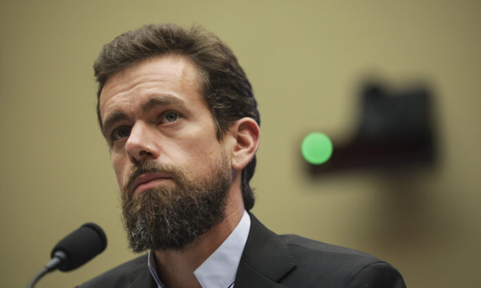 Le PDG de Twitter, Jack Dorsey, témoigne devant le Congrès à Washington, le 5 septembre 2018. (Drew Angerer/Getty Images)
