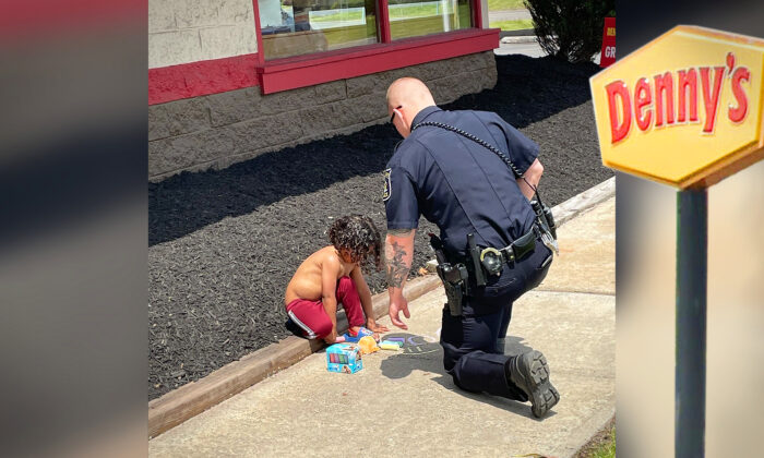 (Avec l'aimable autorisation de la DeWitt Police Benevolent Association ; Screenshot/Google Maps)