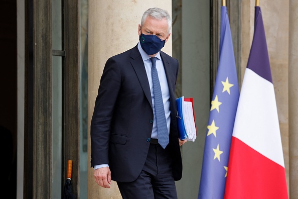 "Il n'y a rien de dirigé contre les Américains et je souhaite que nous puissions lever les inquiétudes américaines là-dessus", a insisté Bruno Le Maire.  (Photo : LUDOVIC MARIN/AFP via Getty Images)