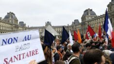 Covid-19 : pas d’allégement du pass sanitaire avant le 15 novembre, annonce Gabriel Attal