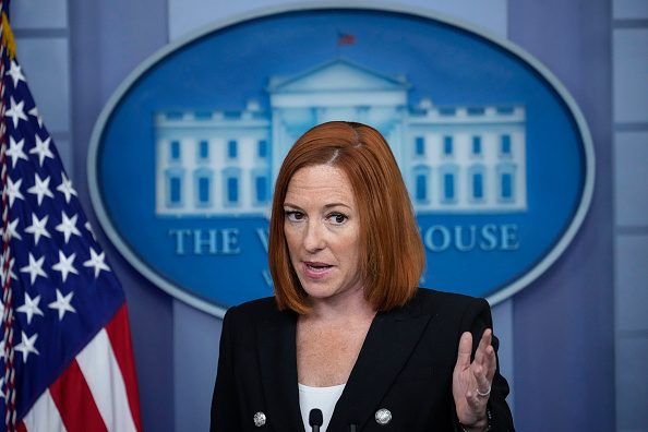 Le porte-parole de la Maison Blanche, Jen Psaki, s'exprime lors du point de presse quotidien à la Maison Blanche, le 20 juillet 2021 à Washington, DC. Mme Psaki a reconnu qu'un membre du personnel de la Maison Blanche a été testé positif au COVID-19 et qu'il y a eu d'autres cas récents de membres du personnel vaccinés.  (Photo : Drew Angerer/Getty Images)