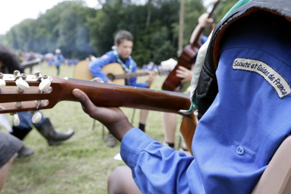 Des Scouts et Guides de France (SGDF)   (KENZO TRIBOUILLARD/AFP/GettyImages)