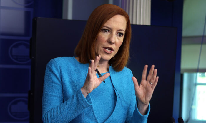 L’attachée de presse de la Maison-Blanche, Jen Psaki, lors du point presse du 13 mai 2021 (Alex Wong/Getty Images)