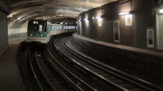 Un policier en repos agressé dans le métro parisien pour avoir refusé de donner une cigarette