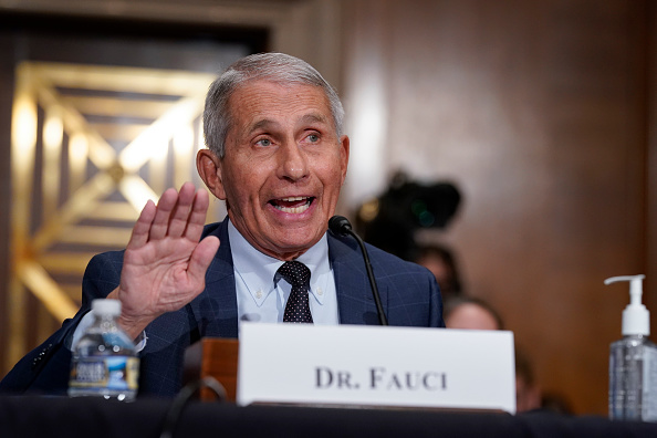 "Vous obtenez une augmentation spectaculaire des niveaux d'anticorps avec une troisième dose", a précisé Anthony Fauci, "au moins par dix", mercredi le 18 Août 2021. (Photo : J. Scott Applewhite-Pool/Getty Images)