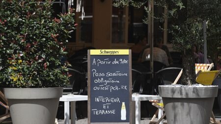 « On ne tiendra pas un mois de plus comme ça », la gérante d’un restaurant rouennais lance un appel solidaire