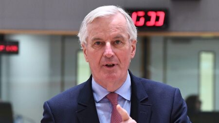 Étant donné la situation budgétaire « très grave », Michel Barnier évoque une hausse des impôts