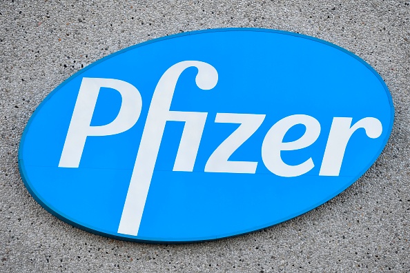 Pfizer a commencé un essai clinique pour sa pilule anti-Covid. Ce traitement pourrait aider à arrêter le virus très tôt, avant qu'il ait la possibilité de se répliquer largement.(Photo : JOHN THYS/AFP via Getty Images)