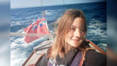 Une jeune fille de 14 ans devient la plus jeune à parcourir 3 000 km à la voile autour de la Grande-Bretagne – une fois que papa et maman disent OK