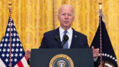 Joe Biden envisage d’exiger des vaccins ou des tests hebdomadaires pour 80 millions de travailleurs du secteur privé