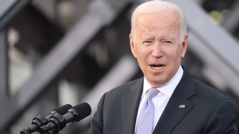 Le président américain Joe Biden s'exprime lors d'un événement organisé au musée Electric City Trolley à Scranton, en Pennsylvanie, le 20 octobre 2021. (Spencer Platt/Getty Images)