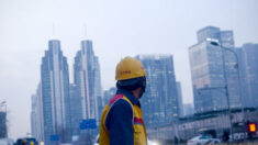 « Rester allongé » face aux conditions de travail brutales en Chine