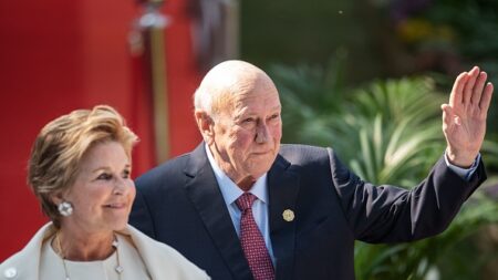 Mort de Frederik de Klerk, dernier président blanc d’Afrique du Sud