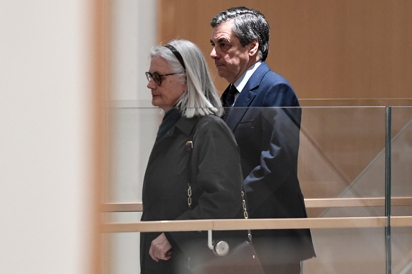 L'ex-Premier ministre  Francois Fillon et sa femme Pénélope. (Photo : STEPHANE DE SAKUTIN/AFP via Getty Images)