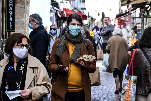 Rue Mouffetard à Paris. (Photo : ALAIN JOCARD/AFP via Getty Images)