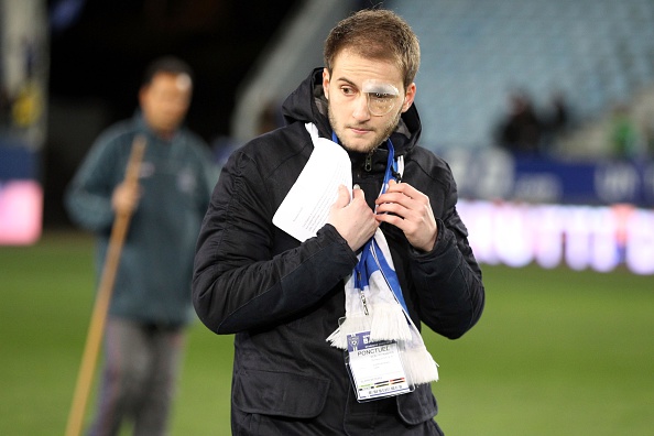 Le supporter de Bastia Maxime Beux a perdu son œil gauche après  avoir reçu un coup de matraque télescopique lors des heurts avec les forces de l'ordre en marge du match en 2016.    (Photo : PASCAL POCHARD CASABIANCA/AFP via Getty Images)