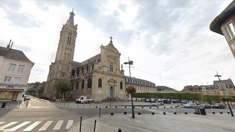 Cathédrale de Cambrai - Google maps