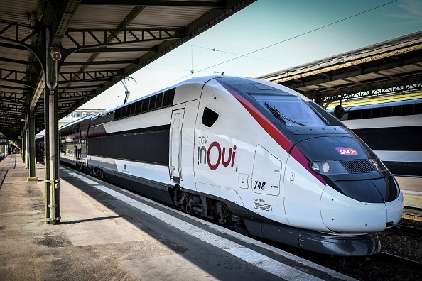 Gare de Lyon à Paris.  (STEPHANE DE SAKUTIN/AFP via Getty Images)